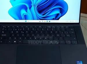 Photo - New Laptop Dell XPS 15 16GB Intel Core I7 SSD 1T