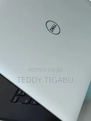 New Laptop Dell XPS 15 12GB Intel Core I7 SSD 512GB