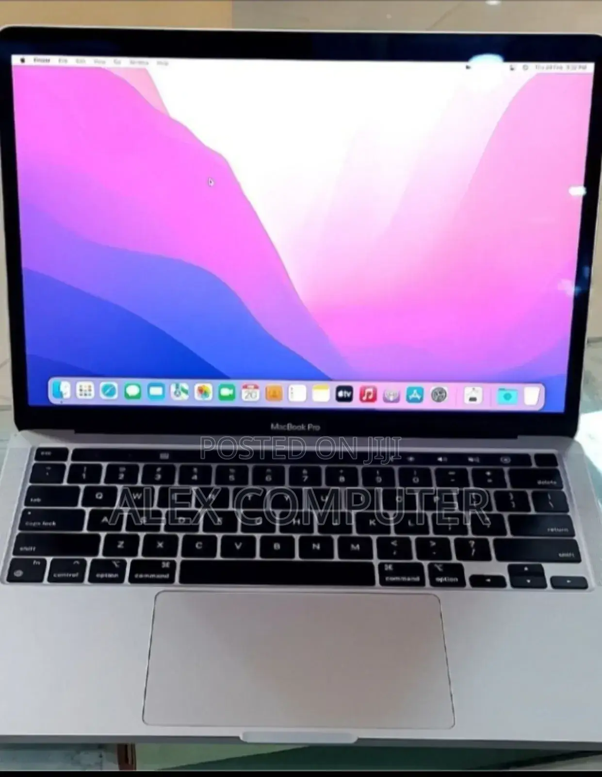 New Laptop Apple MacBook Pro M1 8GB Apple M1 SSD 512GB