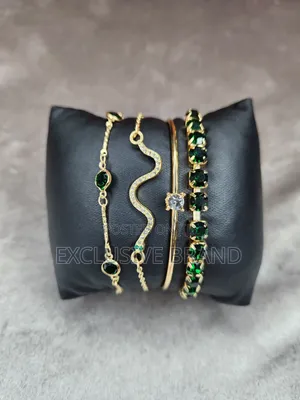 Photo - 4-Piece Elegant Snake-Inspired Bangle Set