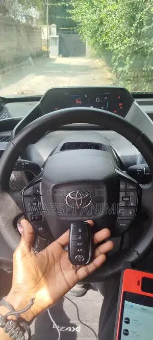 Toyota Car Key Programming and Key Replacement