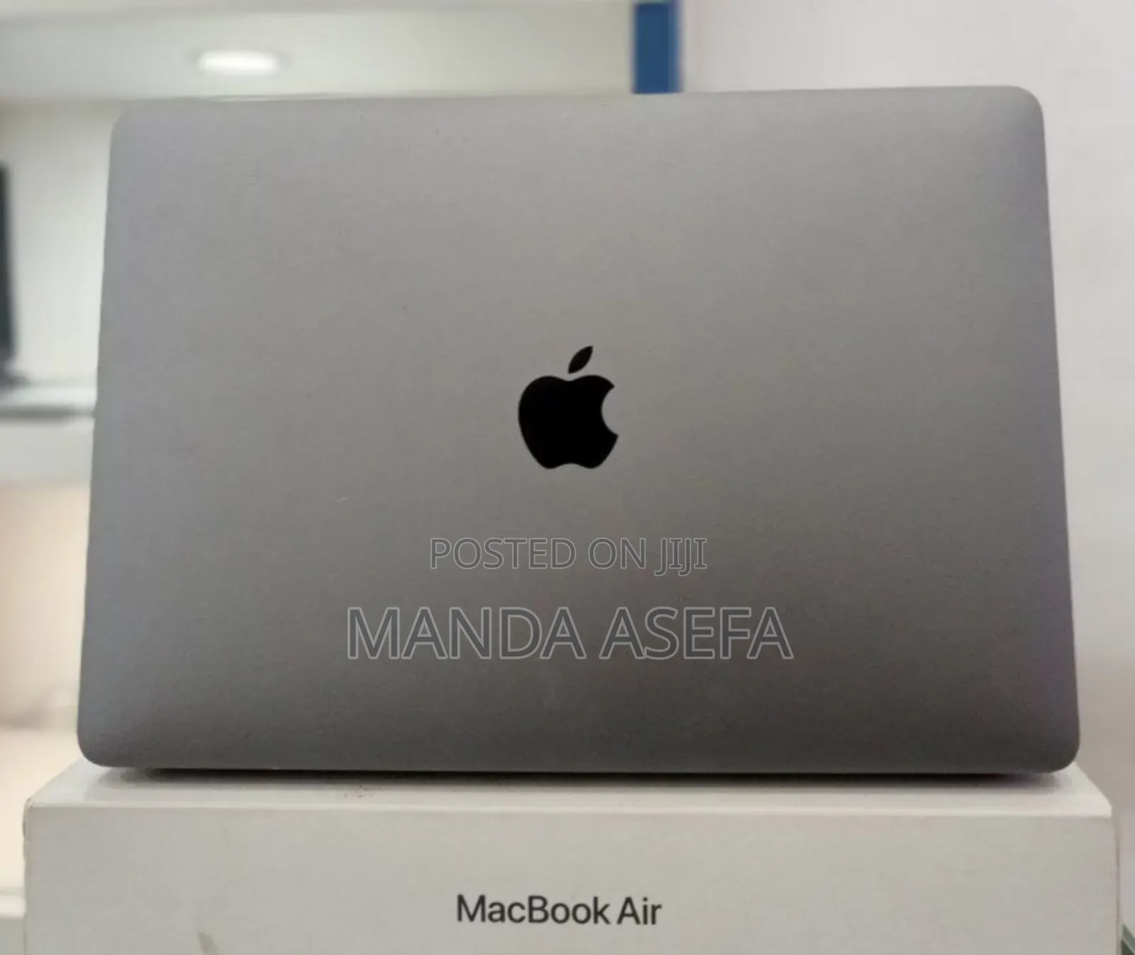 New Laptop Apple MacBook Air 8GB Apple M1 SSD 256GB