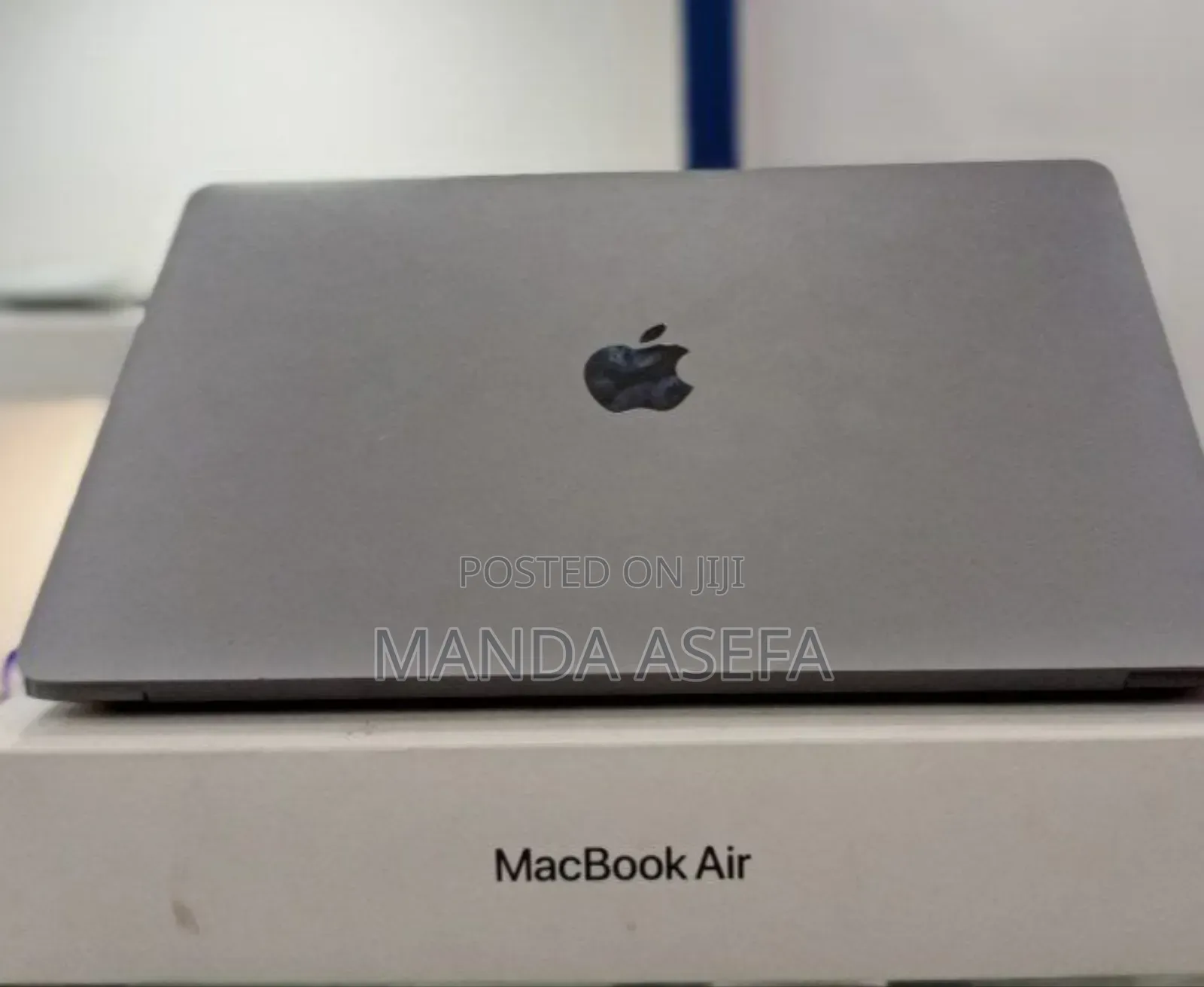 New Laptop Apple MacBook Air 8GB Apple M1 SSD 256GB