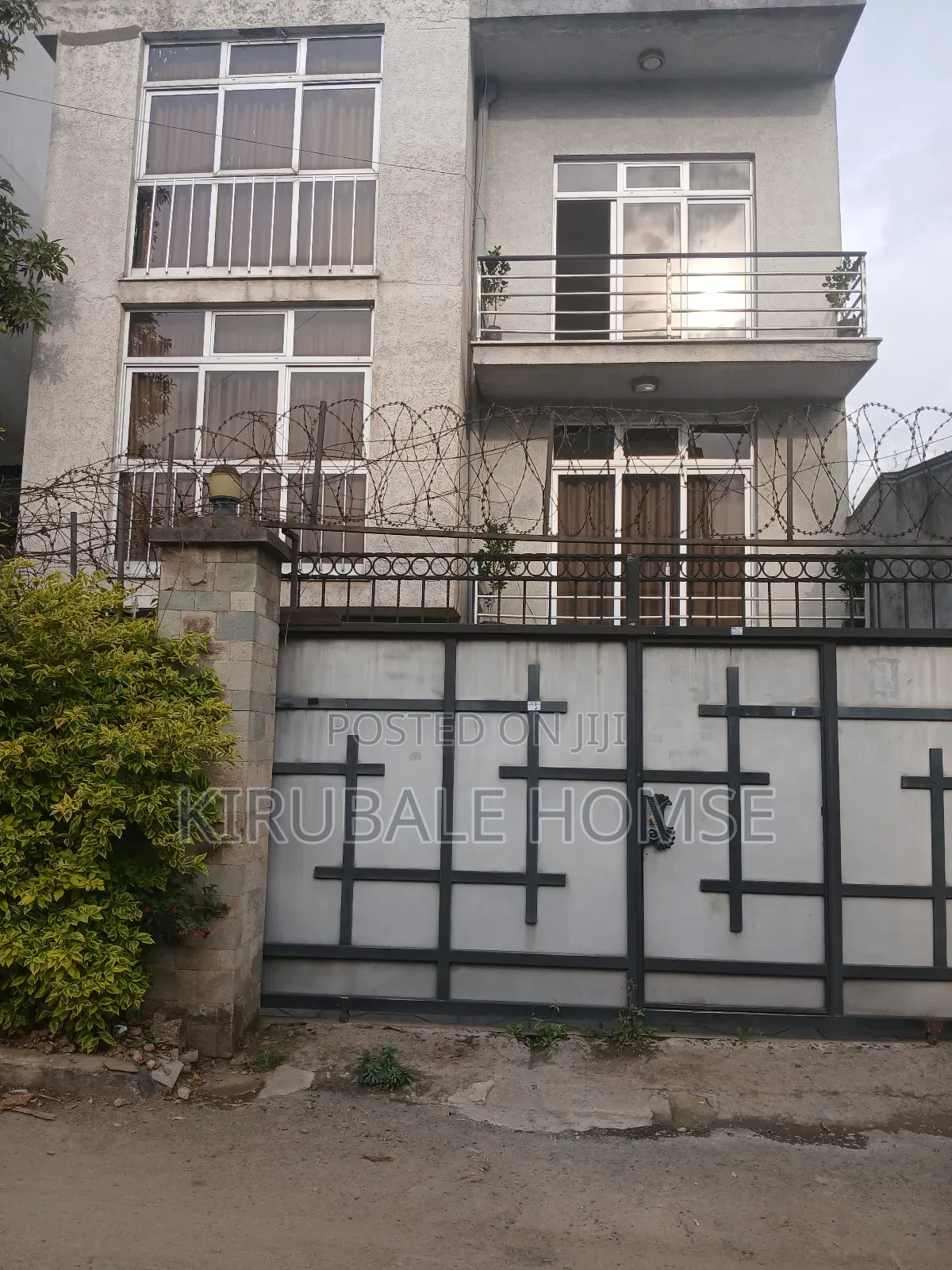 Furnished 7bdrm Villa in Bola Epariale 1.5 Km, Bole for rent