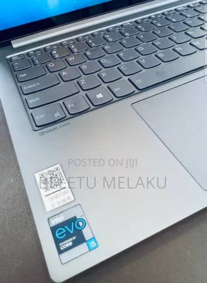 New Laptop Lenovo Yoga 7i 16GB Intel Core I5 SSD 512GB