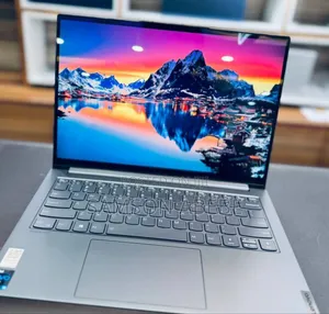 New Laptop Lenovo Yoga 7i 16GB Intel Core I5 SSD 512GB