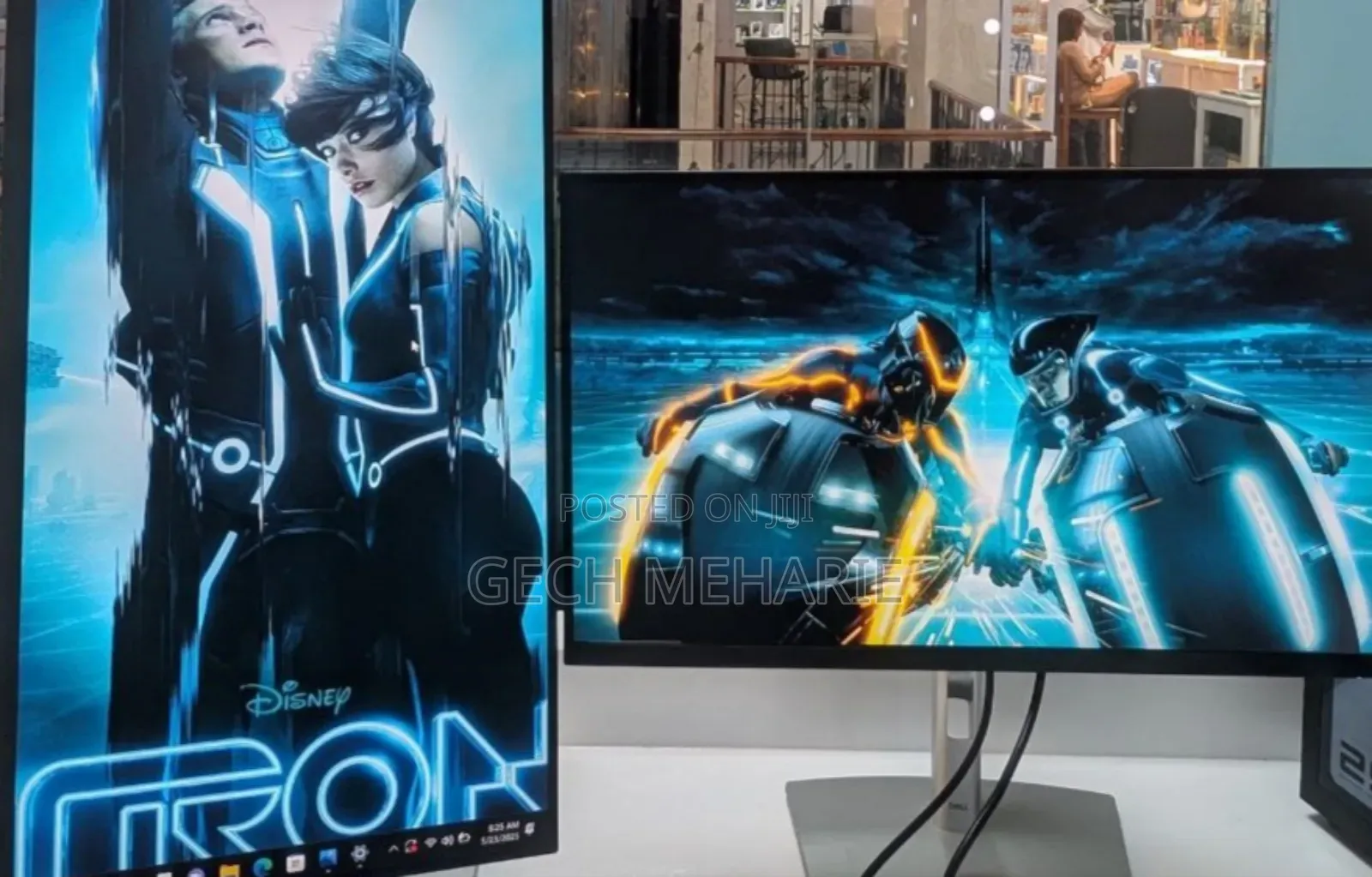 Almost New Dell 27 Inch Dell 27" Inch Monitor Re