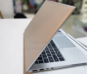 Photo - New Laptop HP EliteBook 840 10 16GB Intel Core I7 SSD 1T