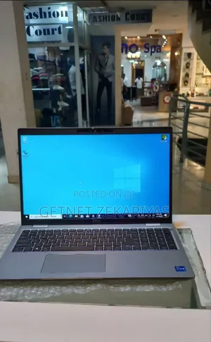 Photo - New Laptop Dell Latitude 5540 16GB Intel Core I7 SSD 512GB