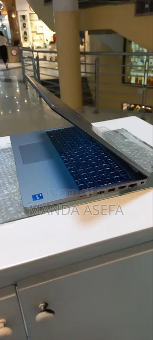 New Laptop Dell Latitude 5540 16GB Intel Core I7 SSD 512GB