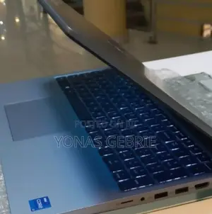 New Laptop Dell Latitude 5540 16GB Intel Core i7 SSD 512GB