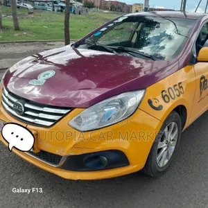 Photo - JAC J4 2020 Yellow
