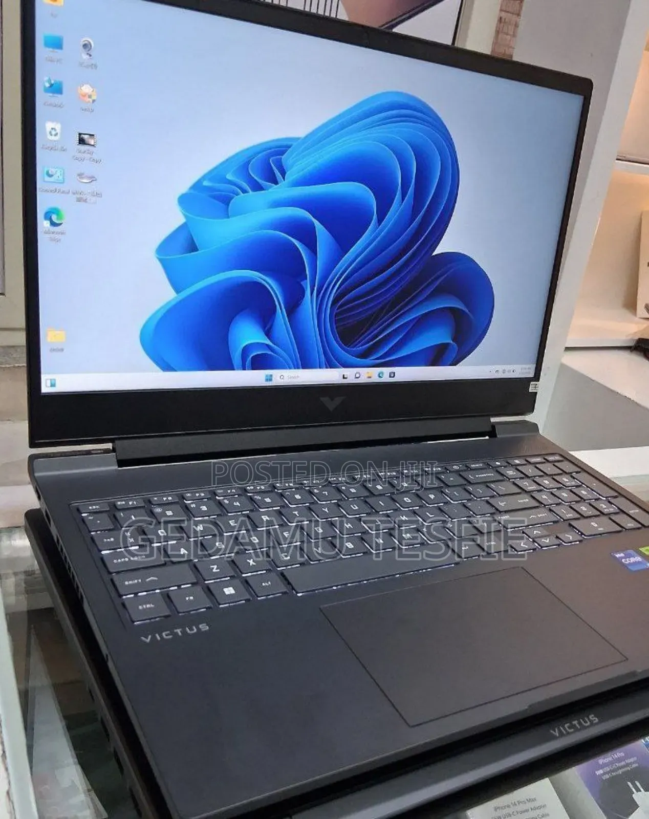 New Laptop HP Victus 15 16GB SSD 1T