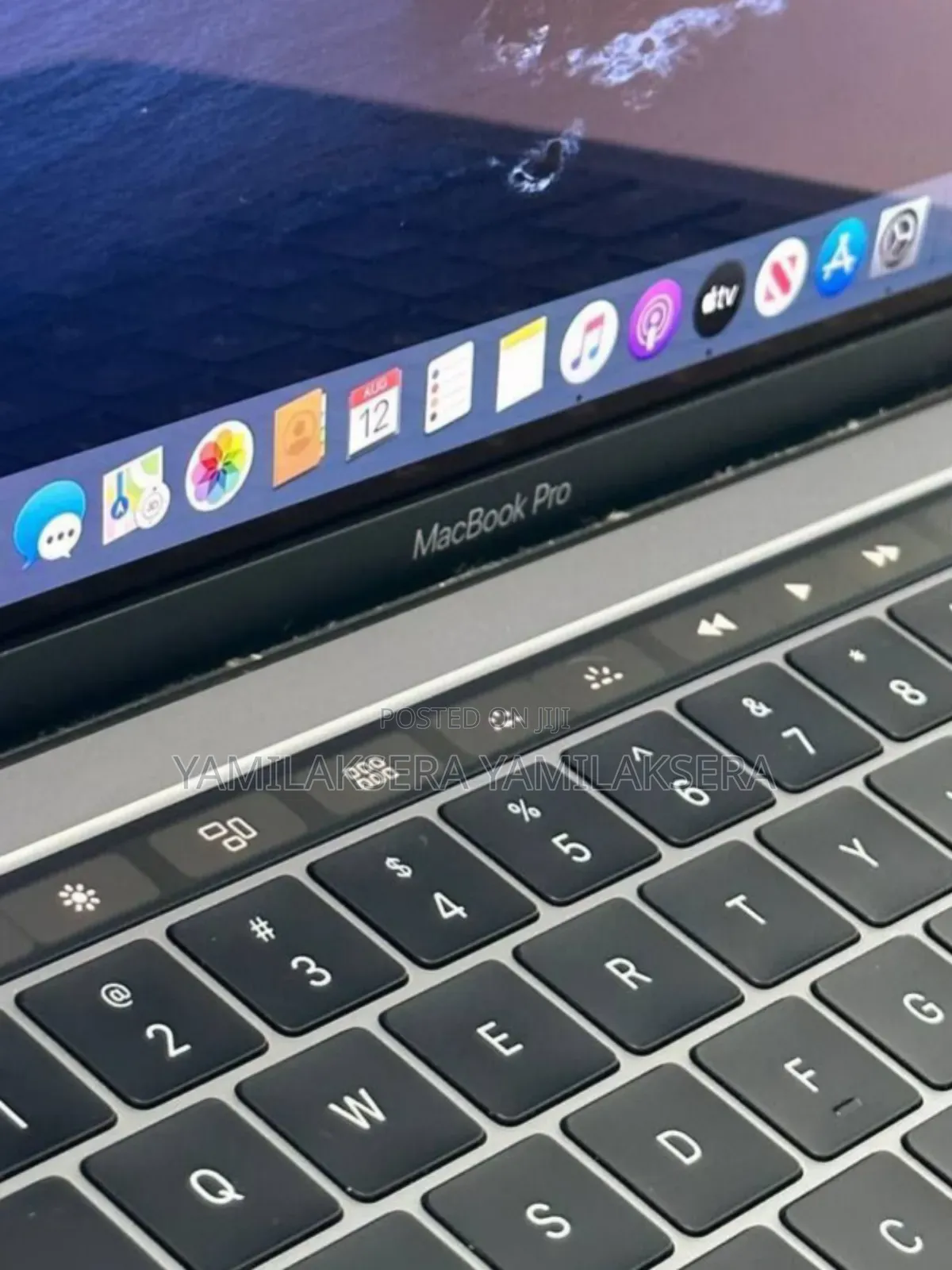 New Laptop Apple MacBook 2018 8GB Intel Core I5 SSD 256GB