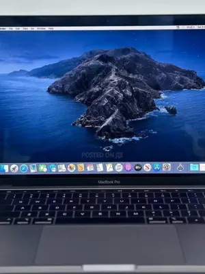 New Laptop Apple MacBook 2018 8GB Intel Core I5 SSD 256GB