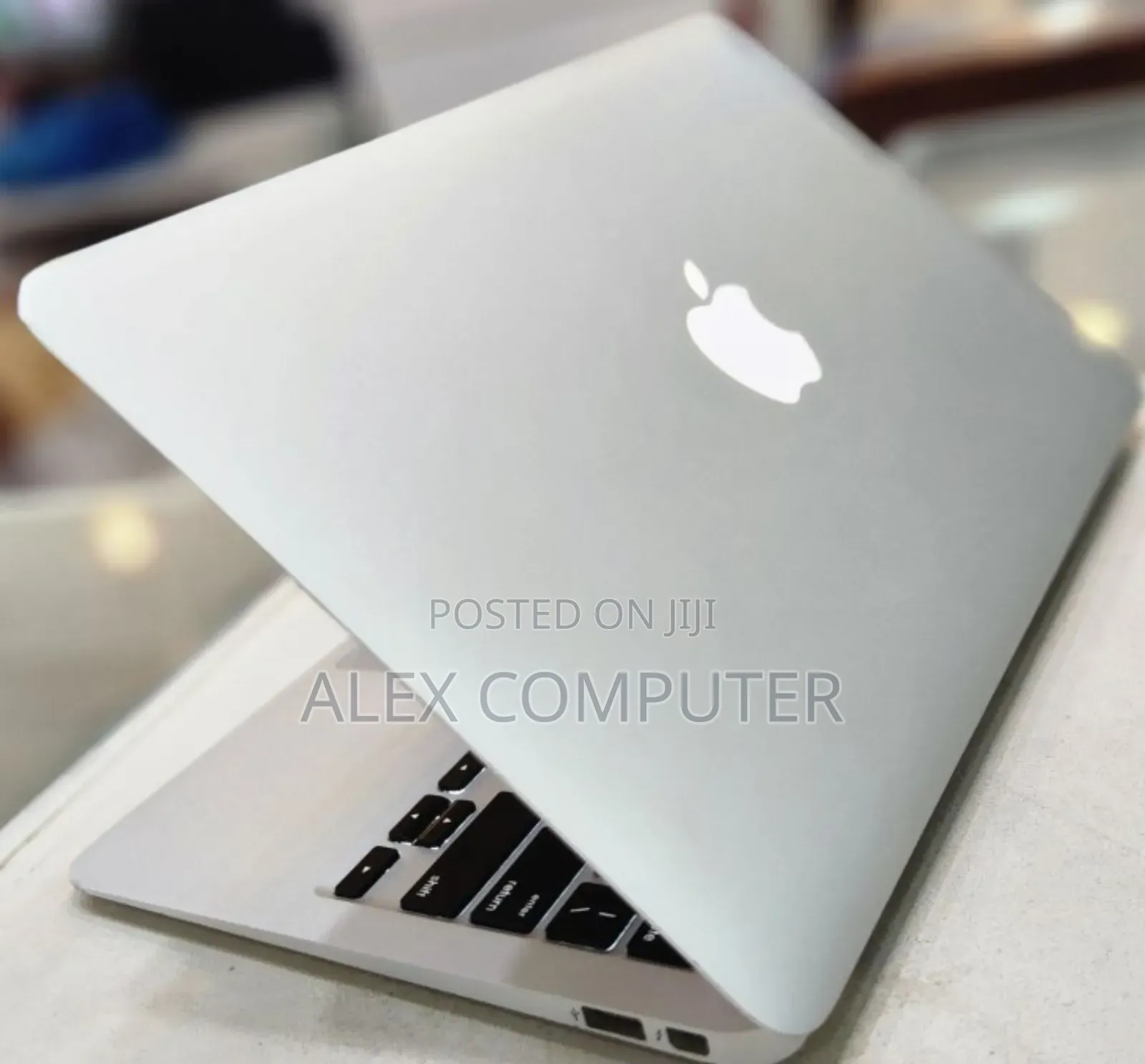 New Laptop Apple MacBook Air 2015 4GB Intel Core I5 SSD 128GB