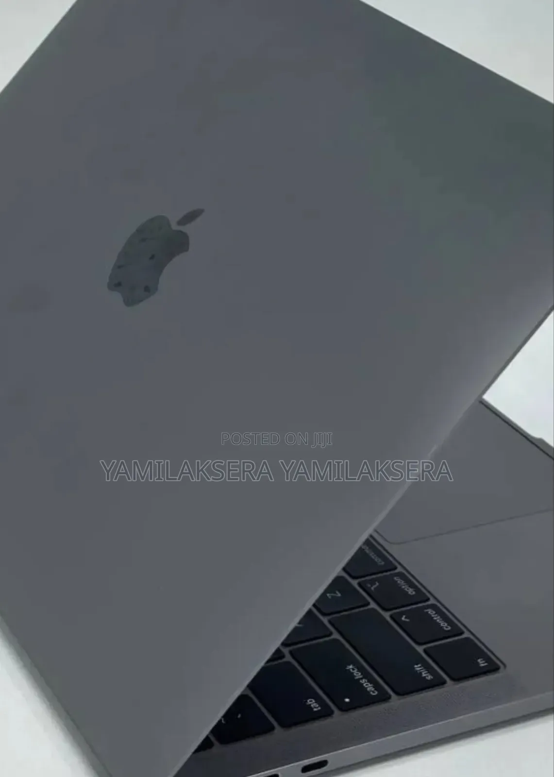 New Laptop Apple MacBook 2018 8GB Intel Core I5 SSD 256GB