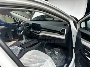 Volkswagen ID.6 2024 White