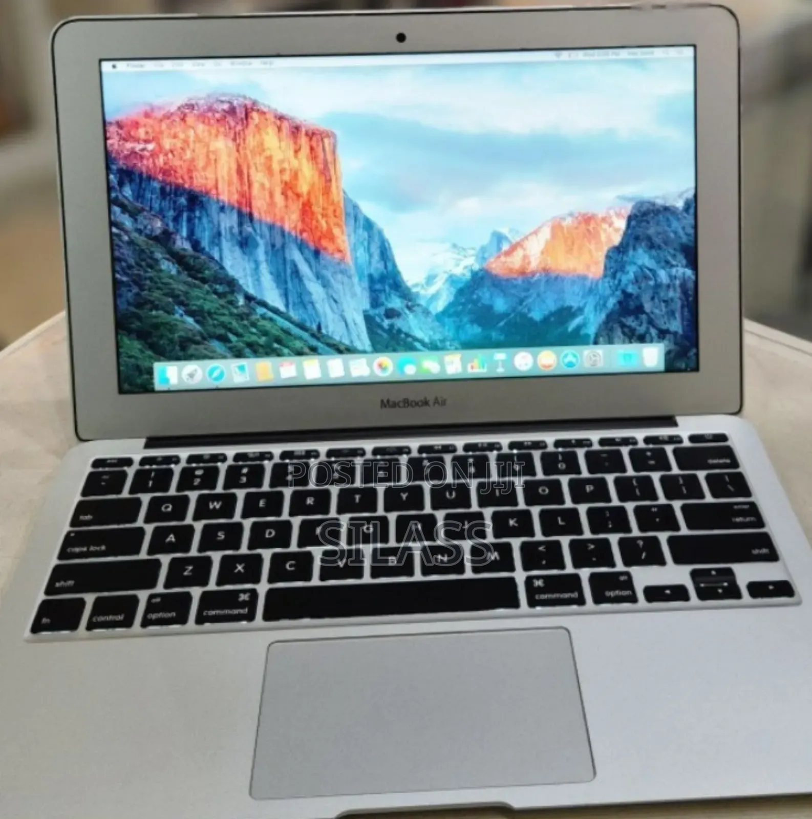 New Laptop Apple MacBook Air 2015 4GB Intel Core I5 SSD 128GB