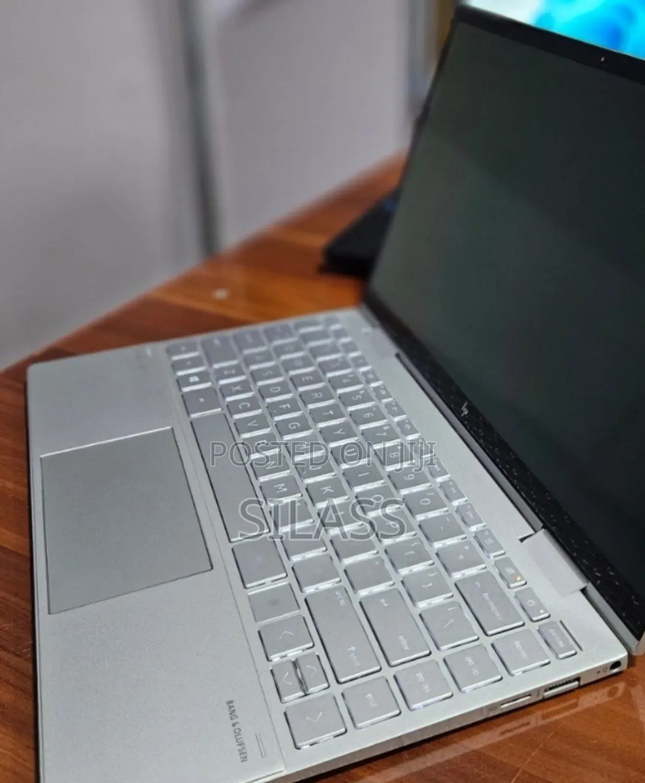 New Laptop HP Envy X360 8GB Intel Core I7 SSD 512GB