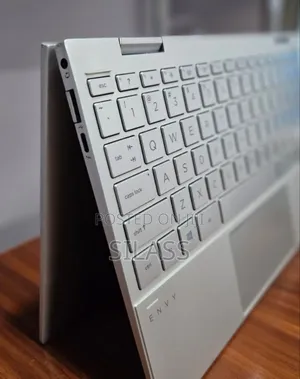New Laptop HP Envy X360 8GB Intel Core I7 SSD 512GB