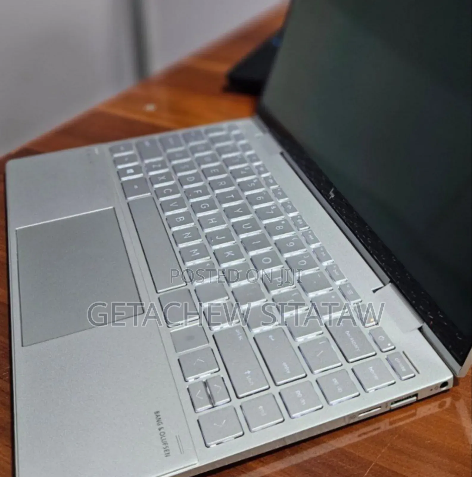 New Laptop HP Envy X360 8GB Intel Core I7 SSD 512GB