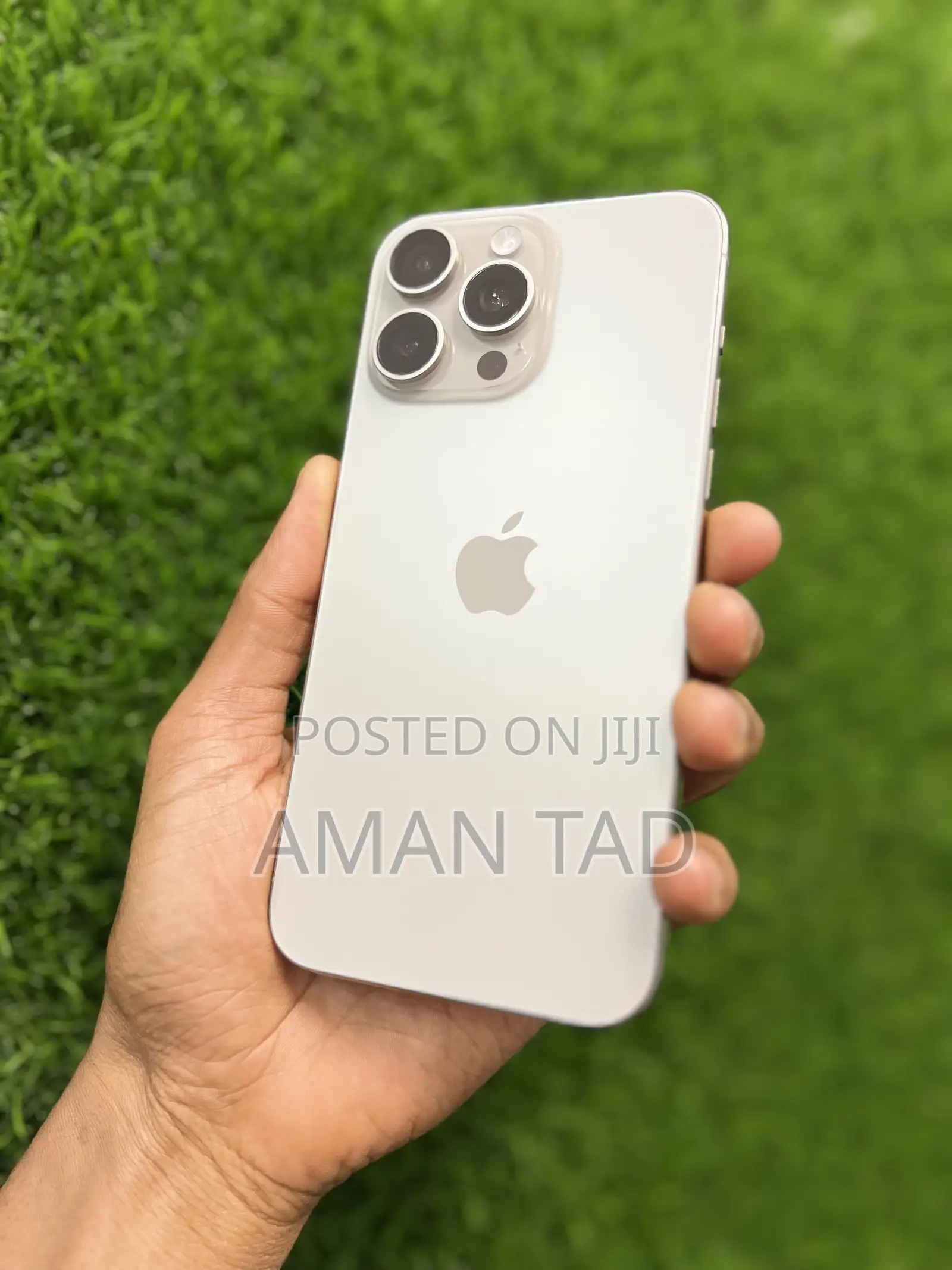 New Apple iPhone 15 Pro Max 256 GB Silver