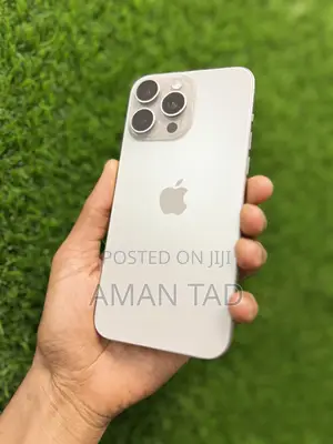 Photo - New Apple iPhone 15 Pro Max 256 GB Silver