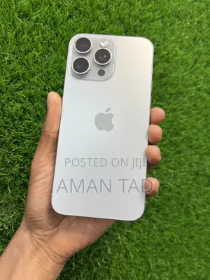 New Apple iPhone 15 Pro Max 256 GB Silver