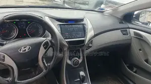 Hyundai Elantra 2013 Silver