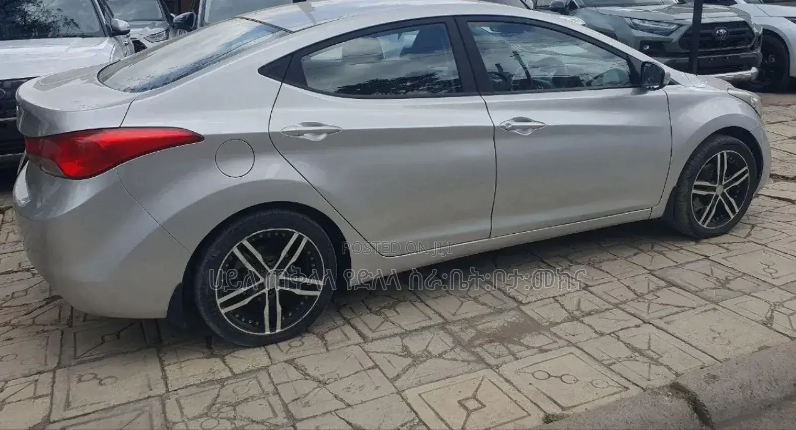 Hyundai Elantra 2013 Silver