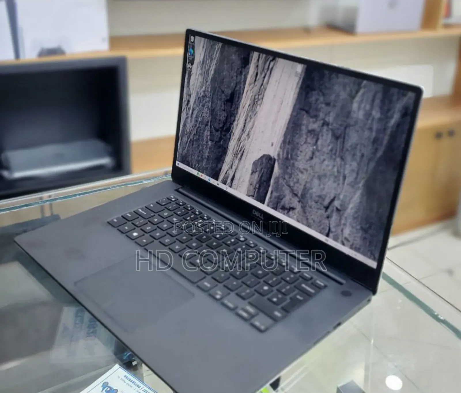 New Laptop Dell Precision 5540 32GB Intel Core I7 SSD 512GB