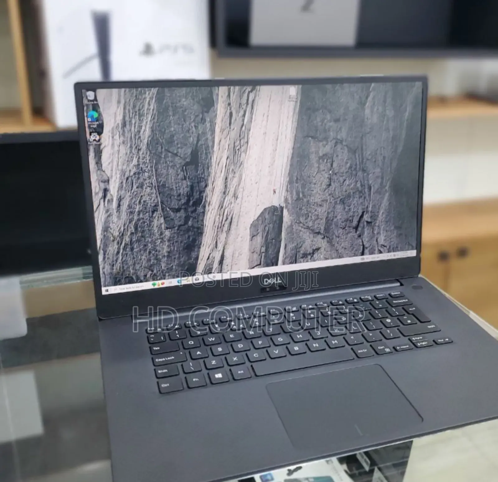 New Laptop Dell Precision 5540 32GB Intel Core I7 SSD 512GB