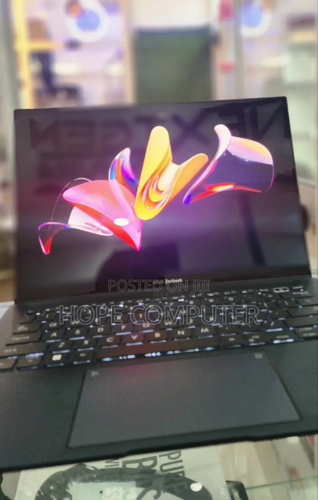 New Laptop Asus ZenBook UX510UW 16GB Intel Core I7 SSD 512GB