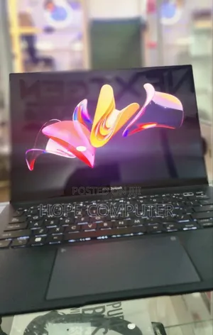 New Laptop Asus ZenBook UX510UW 16GB Intel Core I7 SSD 512GB