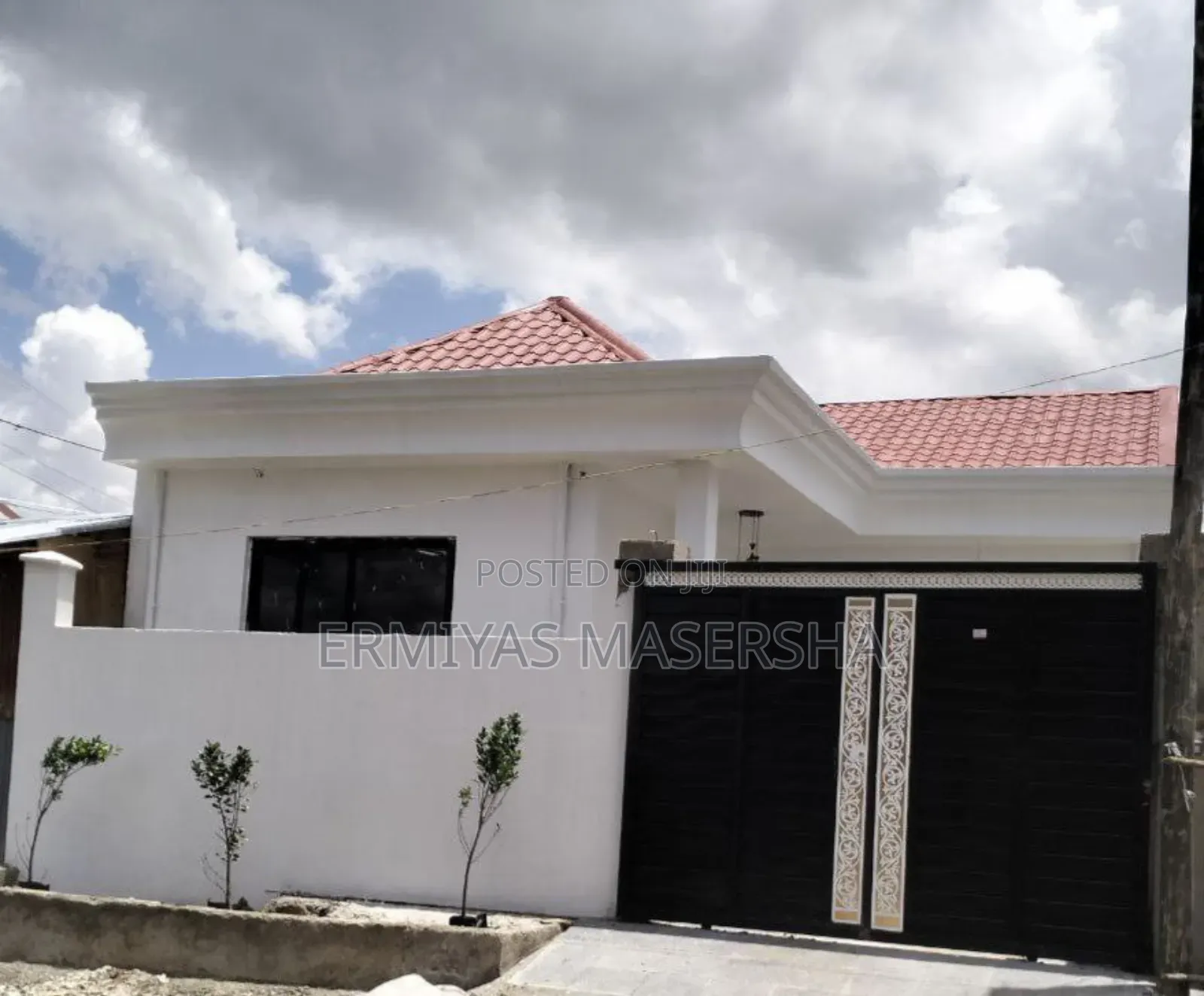 Furnished 3bdrm Villa in Yeka for sale