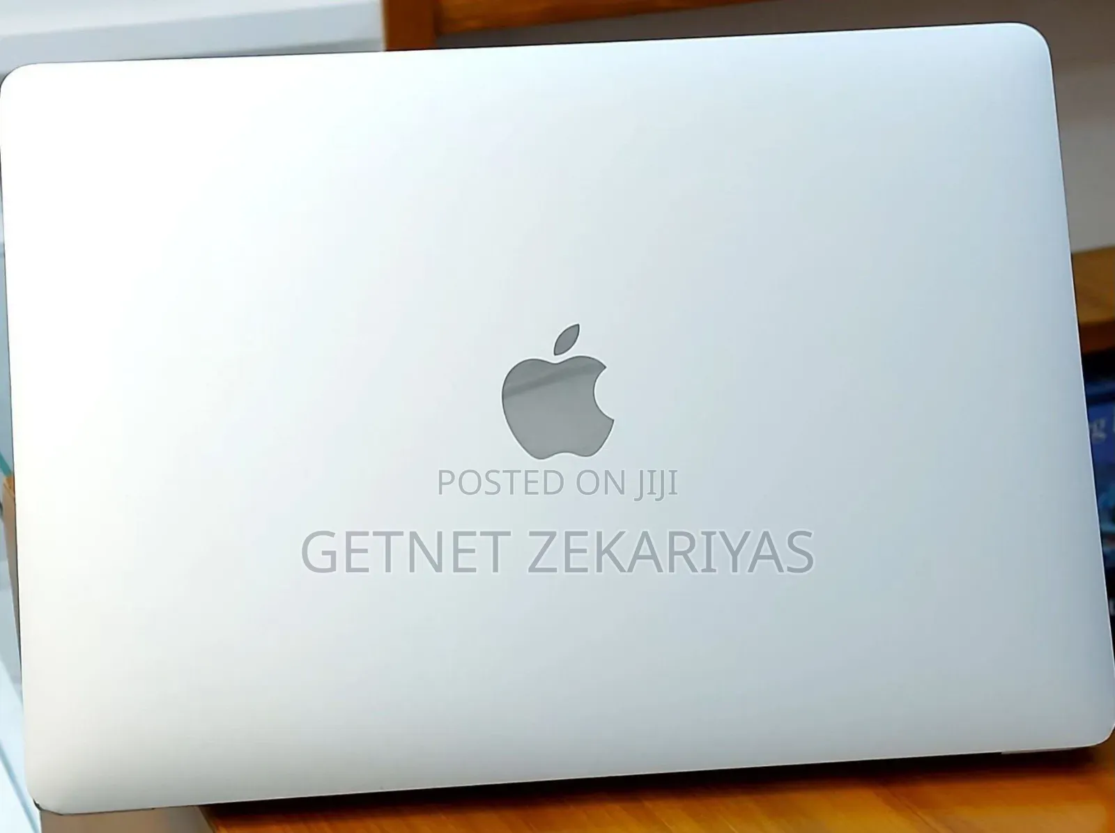 New Laptop Apple MacBook Pro 2021 M1 8GB Apple M1 Pro SSD 512GB