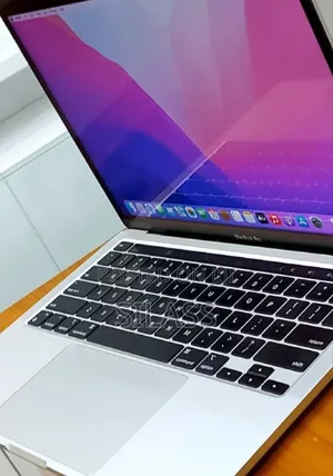 New Laptop Apple MacBook Pro M1 8GB Apple M1 SSD 512GB