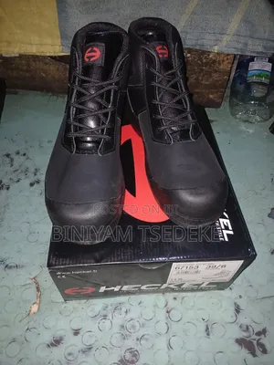 Photo - Safty Shose Heckel