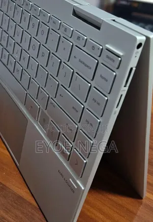 New Laptop HP Envy X360 8GB Intel Core I7 SSD 512GB