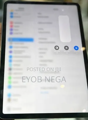Photo - New Apple iPad Pro 256 GB