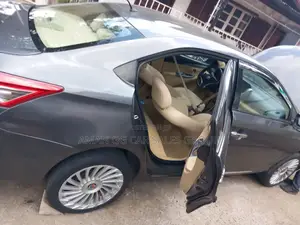 Toyota Yaris 2014 Matt Black