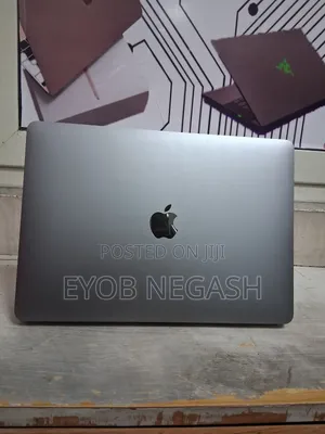 Photo - New Laptop Apple MacBook Pro 2018 8GB Apple M1 SSD 256GB
