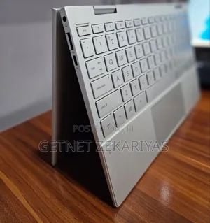 New Laptop HP Envy X360 8GB Intel Core I7 SSD 512GB