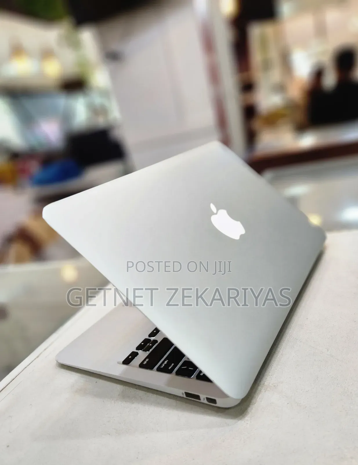 New Laptop Apple MacBook Air 2015 4GB Intel Core I5 SSD 128GB