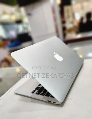 New Laptop Apple MacBook Air 2015 4GB Intel Core I5 SSD 128GB