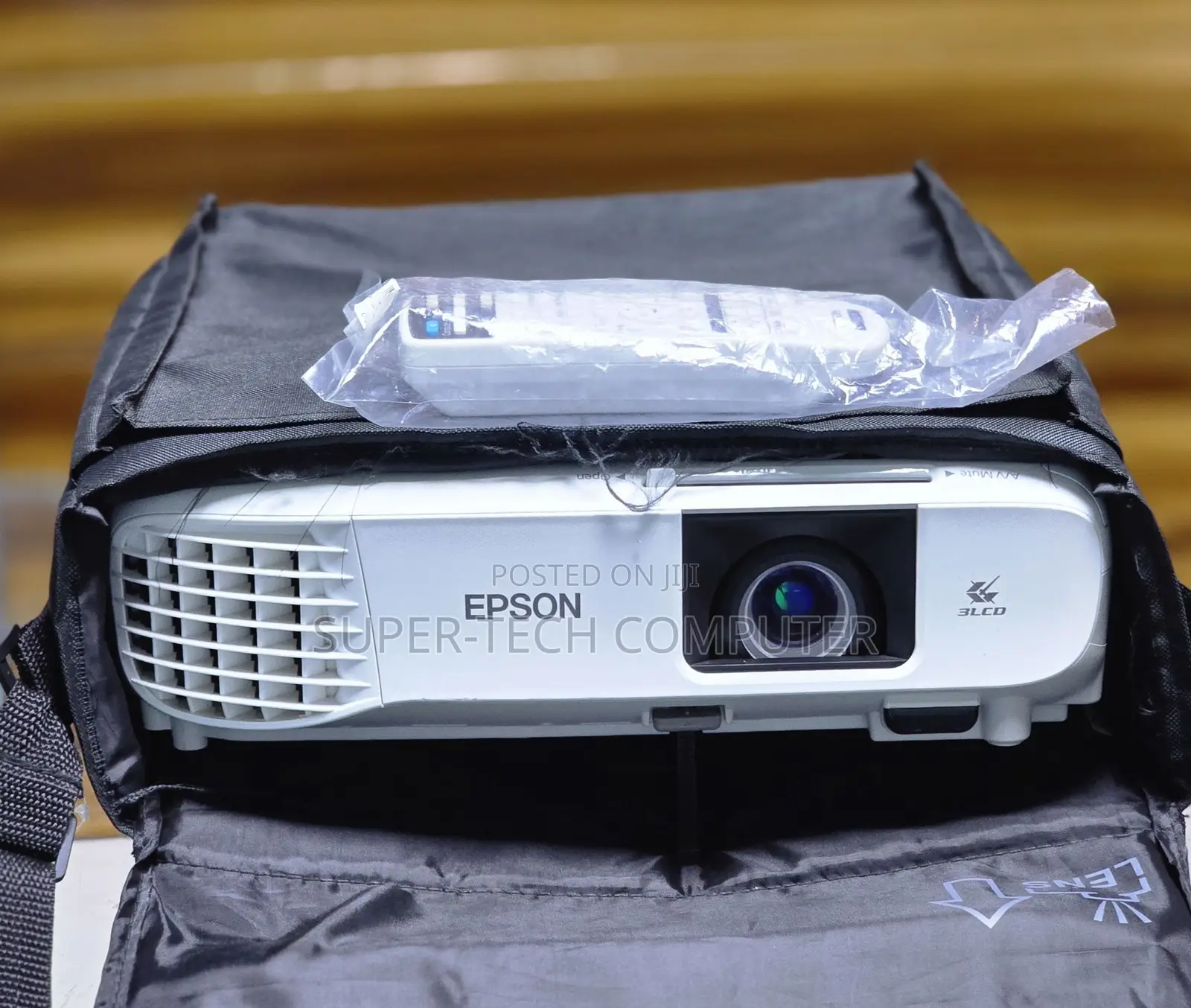 Brand New Epson X39 Model With Remote