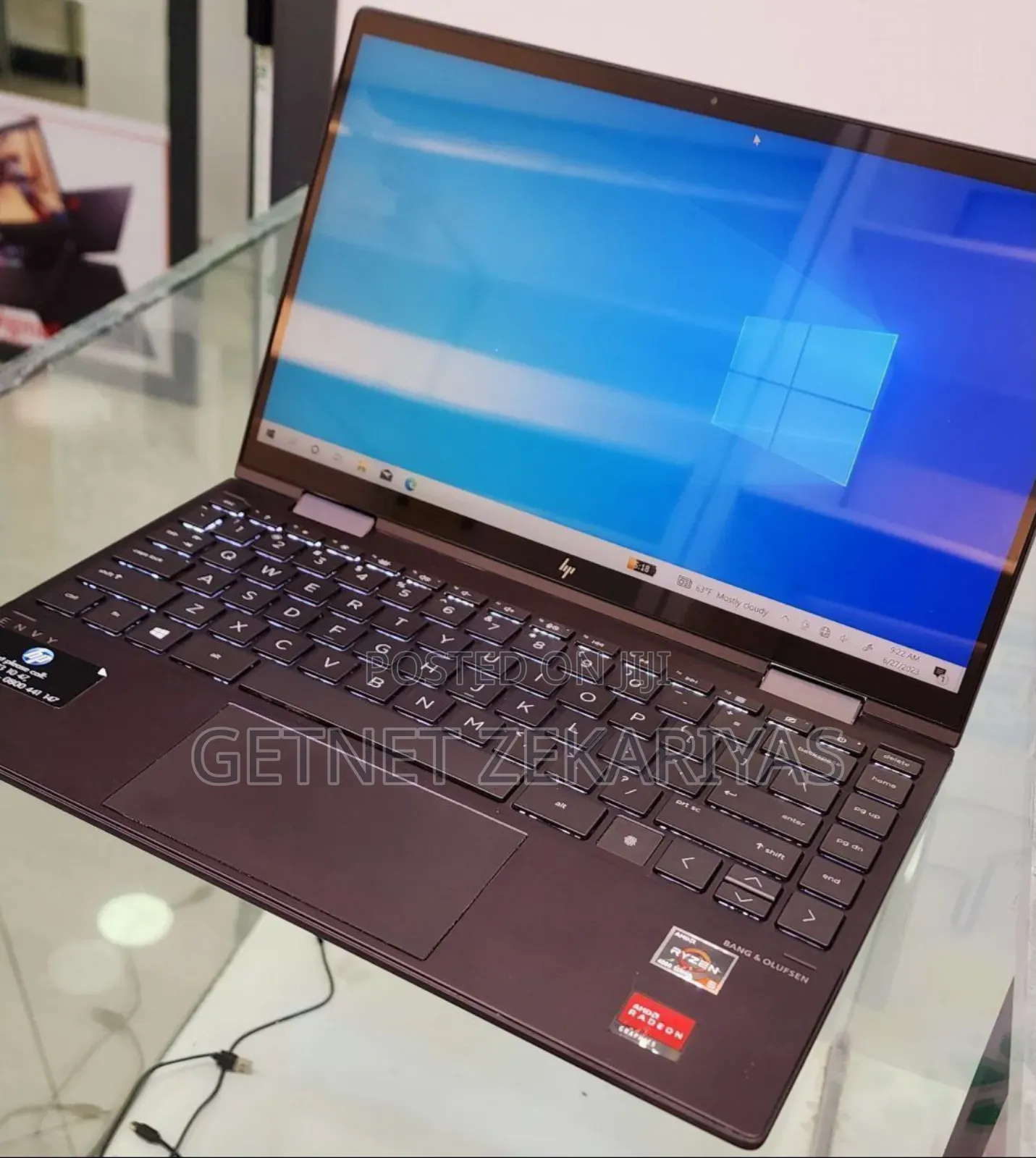 New Laptop HP Envy X360 8GB AMD Ryzen 5 SSD 256GB