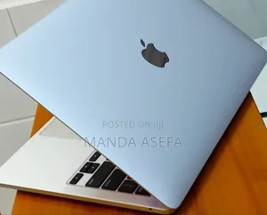 New Laptop Apple MacBook Pro M1 8GB Apple M1 SSD 512GB