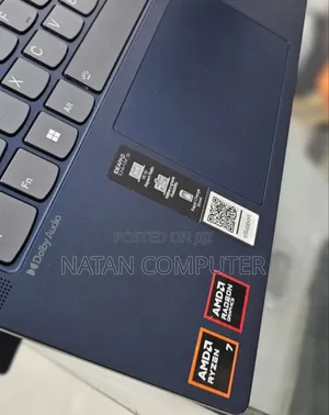 New Laptop Lenovo IdeaPad 520 16GB AMD Ryzen 7 SSD 1T